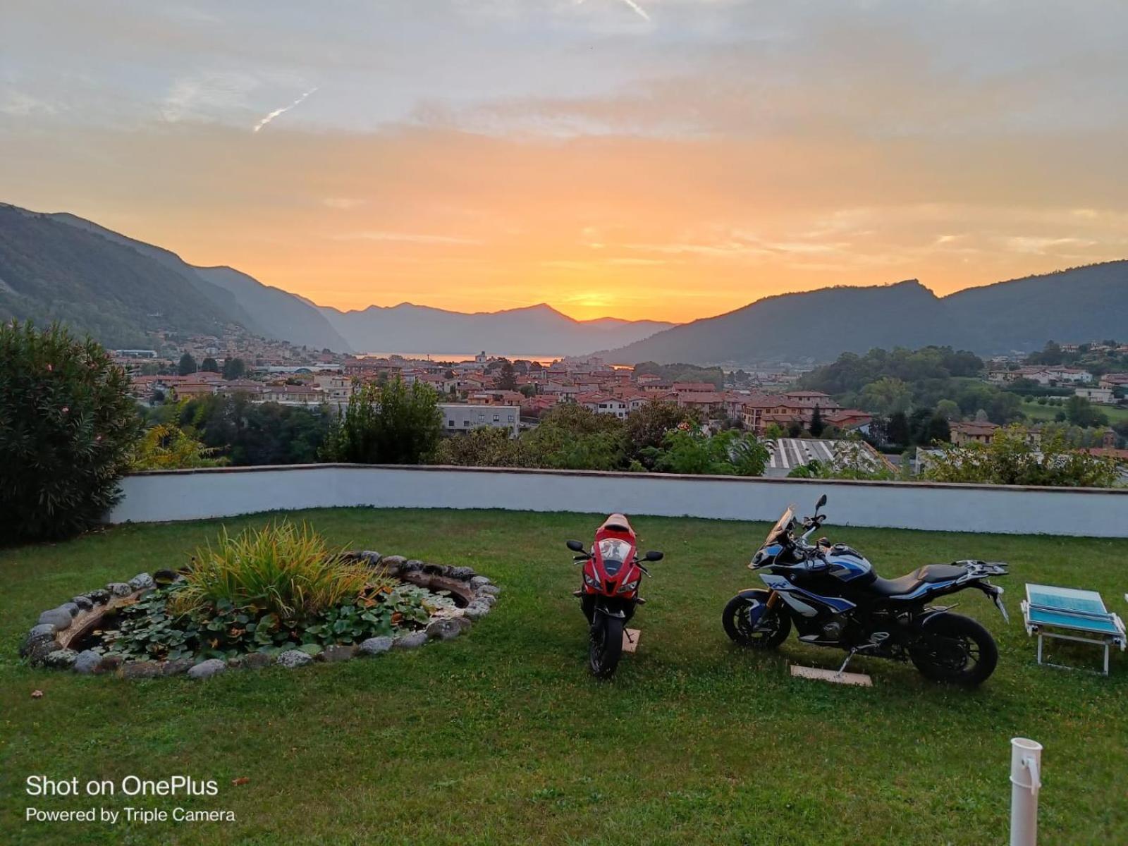 B&B La Fenice Sul Lago Villongo SantʼAlessandro Exteriör bild